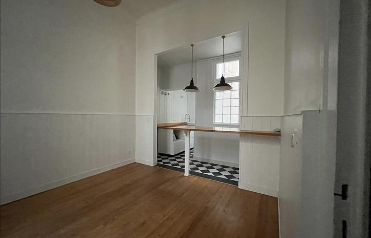 appartement 2 pièces 33 m2 à vendre à Bordeaux (33000)
