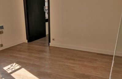 location appartement 970 € CC /mois à proximité de Malakoff (92240)