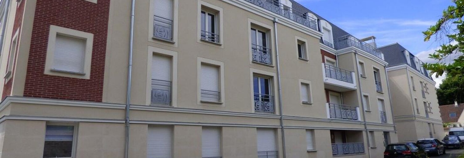 Garage   m² à vendre à Verneuil-sur-Seine (78480)