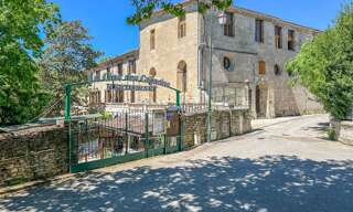 Maison 24 Pièces 2000 m² à vendre à Barjac (30430)