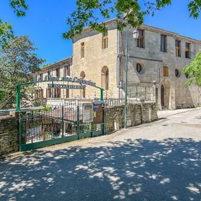Maison 24 pièces 2100000 €