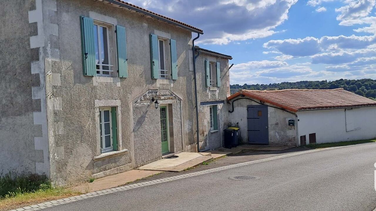 maison 4 pièces 127 m2 à vendre à Clavé (79420)