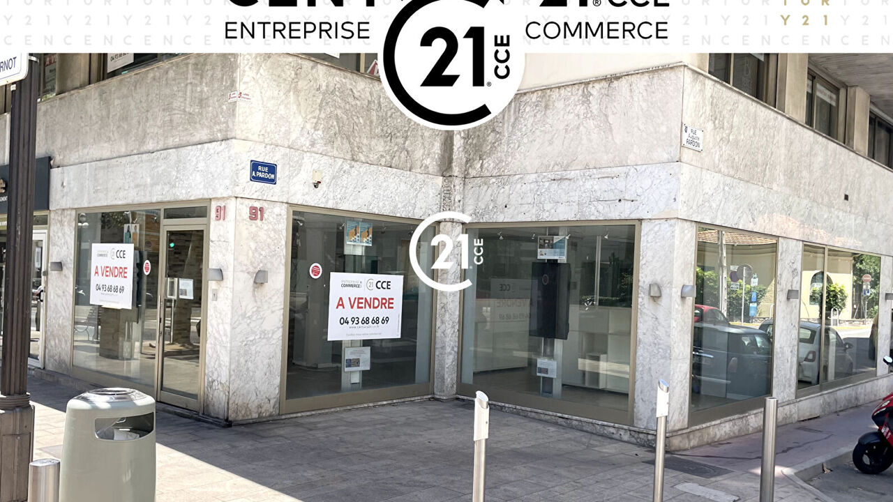 commerce  pièces 106 m2 à vendre à Cannes (06400)