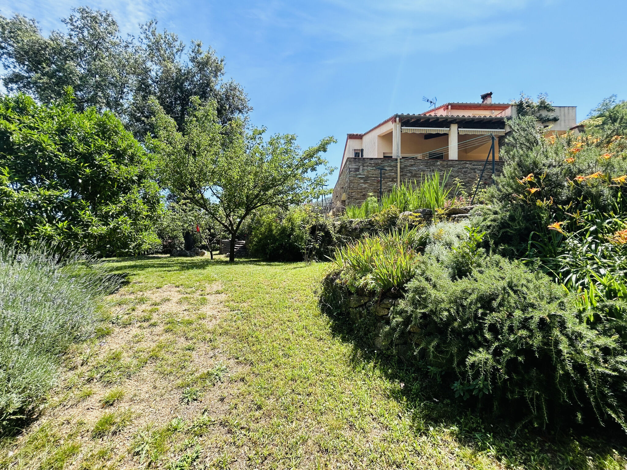 Villa / Maison  T5 à vendre Arles-sur-Tech 66150