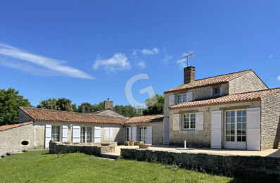 vente maison 457 000 € à proximité de Saint-Cyr-en-Talmondais (85540)