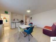 STUDIO AVEC PARKING PRIVATIF DANS RESIDENCE RECENTE — photo 2