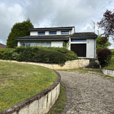 Maison 4 pièces 197 m²