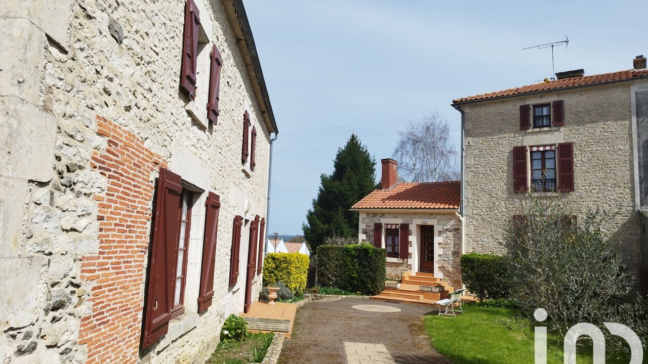 maison 3 pièces 130 m2 à vendre à La Caillère-Saint-Hilaire (85410)