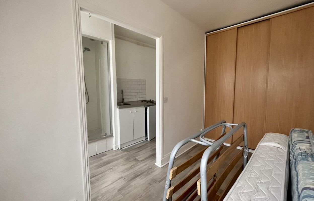 appartement 1 pièces 14 m2 à louer à Paris 10 (75010)