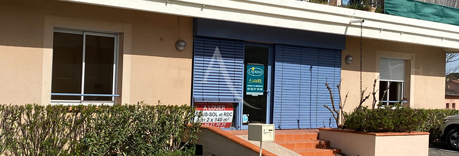 Bureau  219 m² à louer à L'Isle-Jourdain (32600)