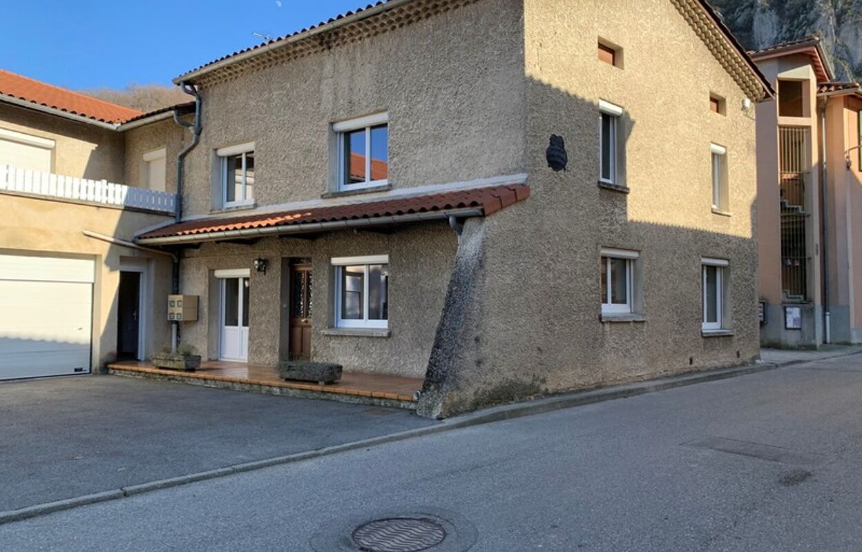 maison 5 pièces 125 m2 à louer à Barbières (26300)