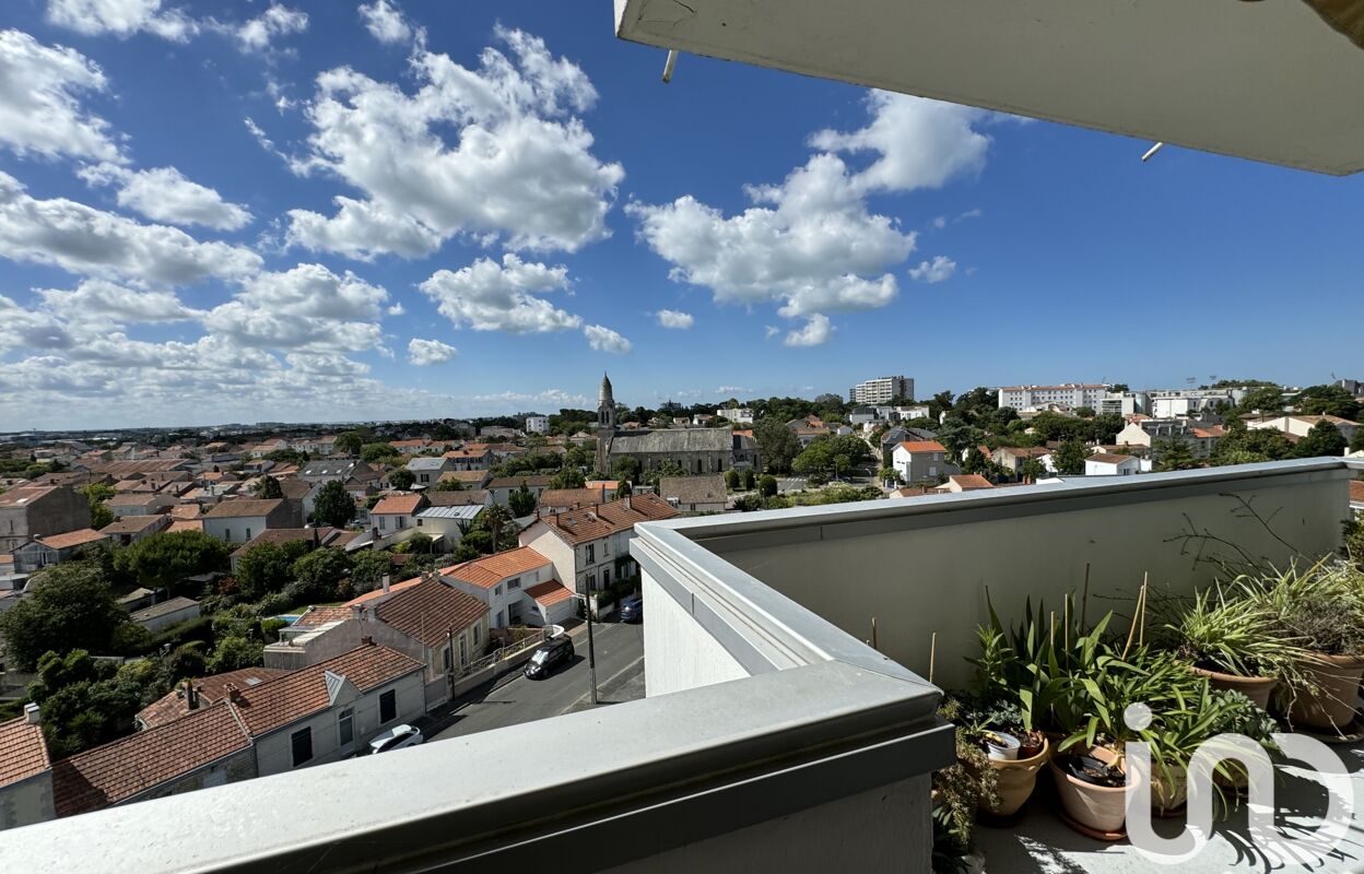 appartement 4 pièces 82 m2 à vendre à La Rochelle (17000)