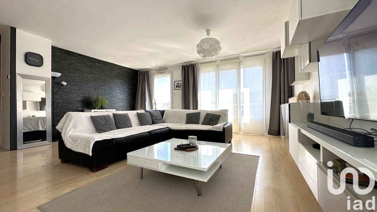 appartement 4 pièces 103 m2 à vendre à Pontault-Combault (77340)