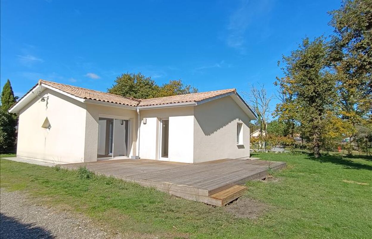 maison 4 pièces 88 m2 à vendre à Hourtin (33990)