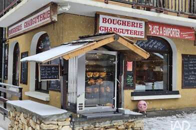 Commerce  198000 €