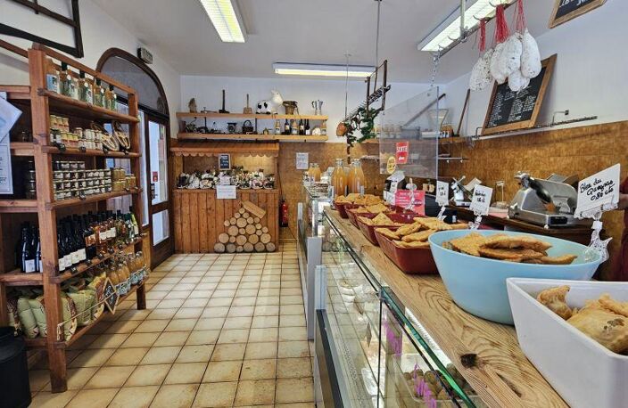 Vente Boutique/Local commercial 100 m&sup2; — photo 2
