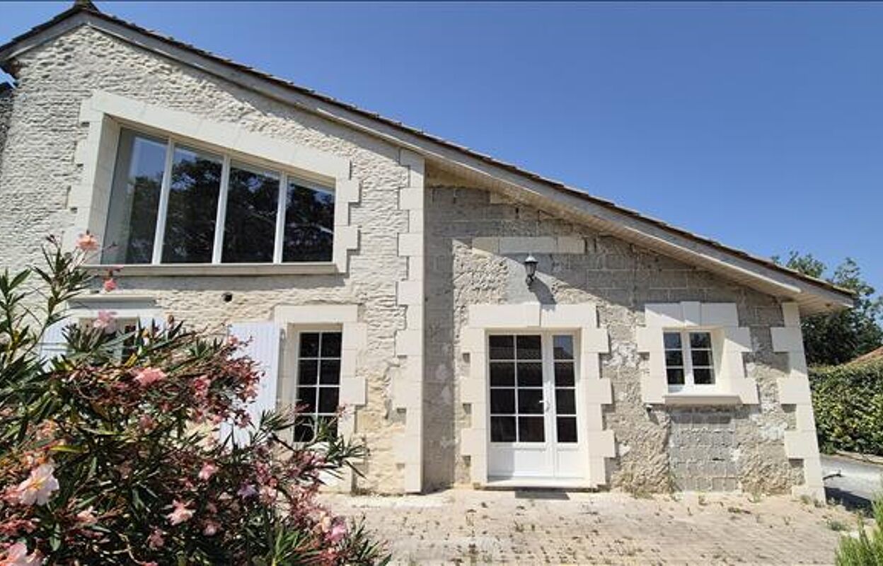 maison 5 pièces 154 m2 à vendre à Jonzac (17500)