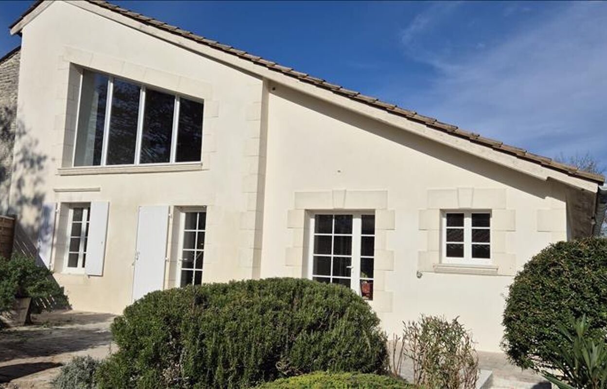 maison 5 pièces 154 m2 à vendre à Jonzac (17500)