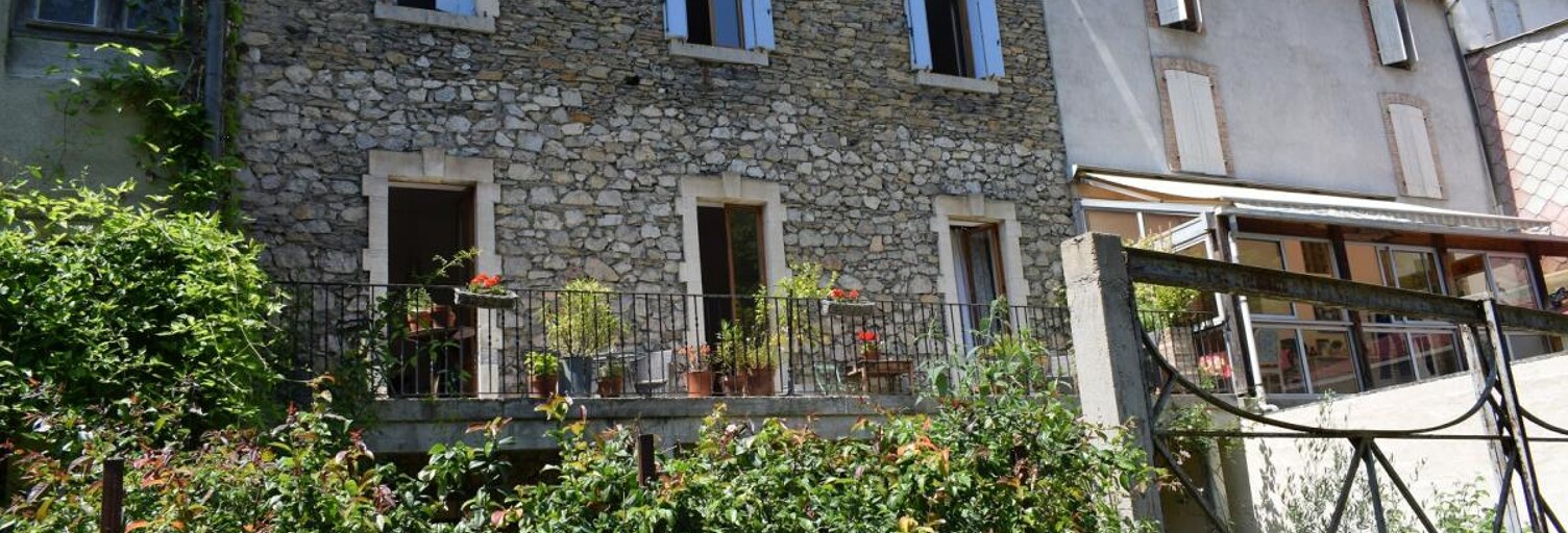 Maison 12 Pièces 250 m² à vendre à Axat (11140)