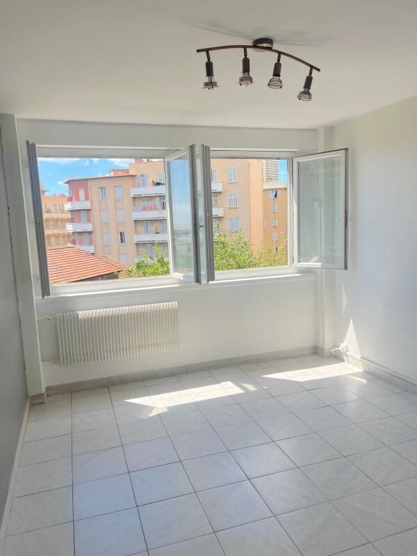 Marseille 15eme Appartement 3 pièces 48 m²