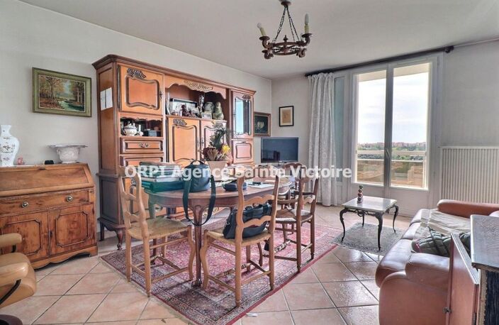 Appartement À Vendre - T4 -82 m² - Aix-en-Provence - 2 Balcon... — photo 2