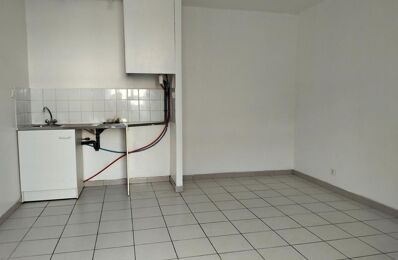 location appartement 253 € CC /mois à proximité de Berrias-Et-Casteljau (07460)