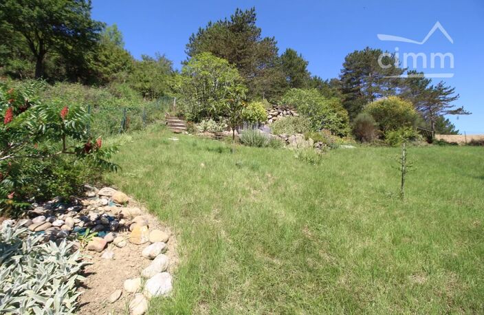 A vendre une villa avec une vue panoramique sur un grand terrain — photo 2