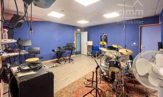 Commerce 7 Pièces 149 m² à vendre à Crolles (38920)