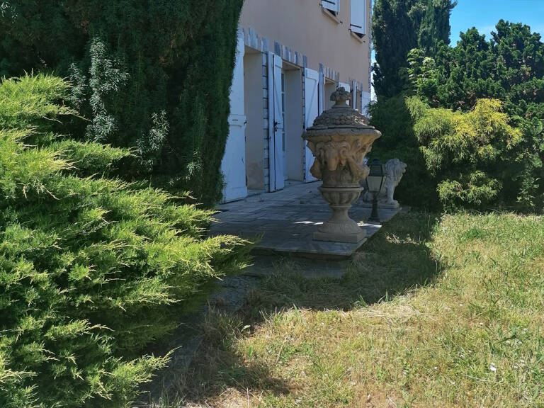 Maison 8 pièces 210 m² — photo 1