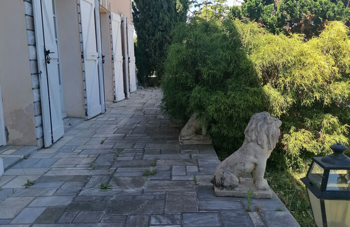 Vente maison 8 pièces 210 m² Rabastens (81800) — photo 2