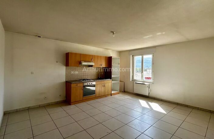 APPARTEMENT T4 PARKING CAVE — photo 2