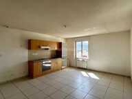 APPARTEMENT T4 PARKING CAVE — photo 3