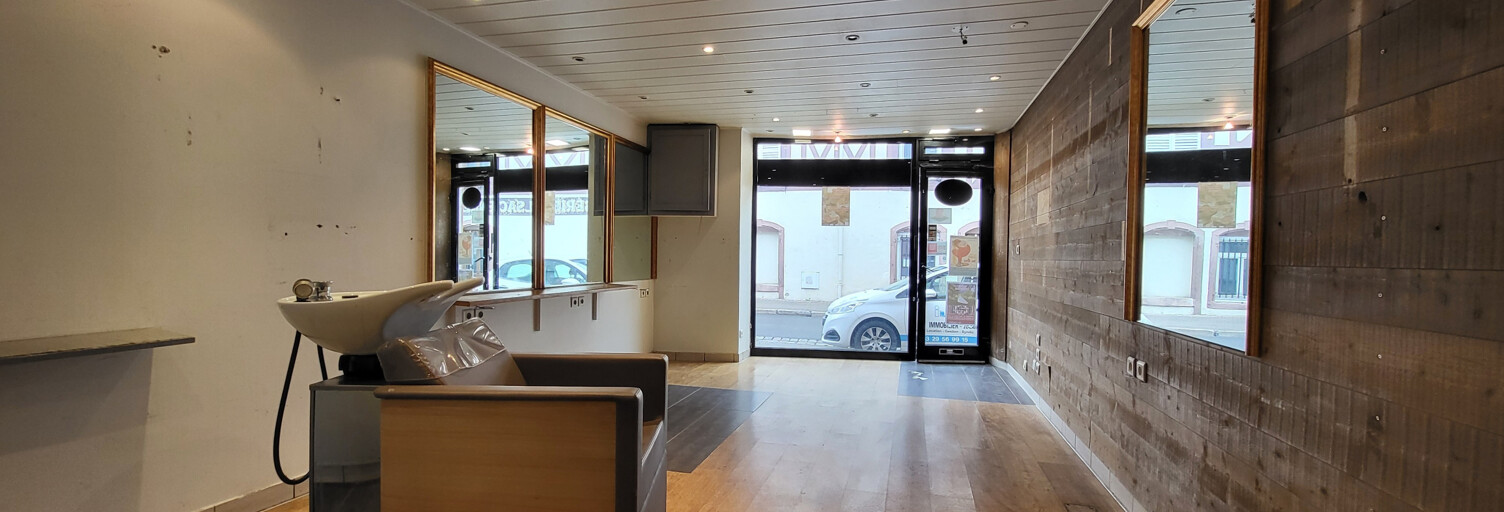 Commerce  33 m² à louer à Saint-Dié-des-Vosges (88100)