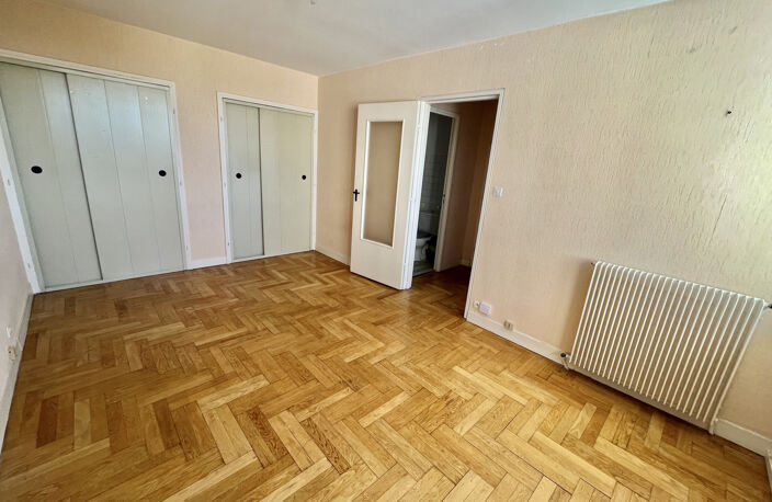 Limoges proche CHU - Type 1 - Parking - Cave - Balcon - Asce — photo 2