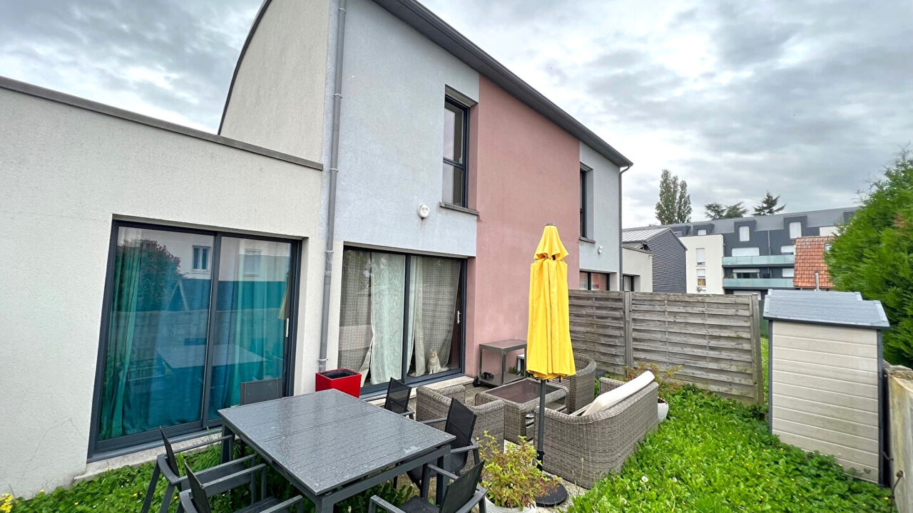 maison 4 pièces 73 m2 à vendre à Franqueville-Saint-Pierre (76520)