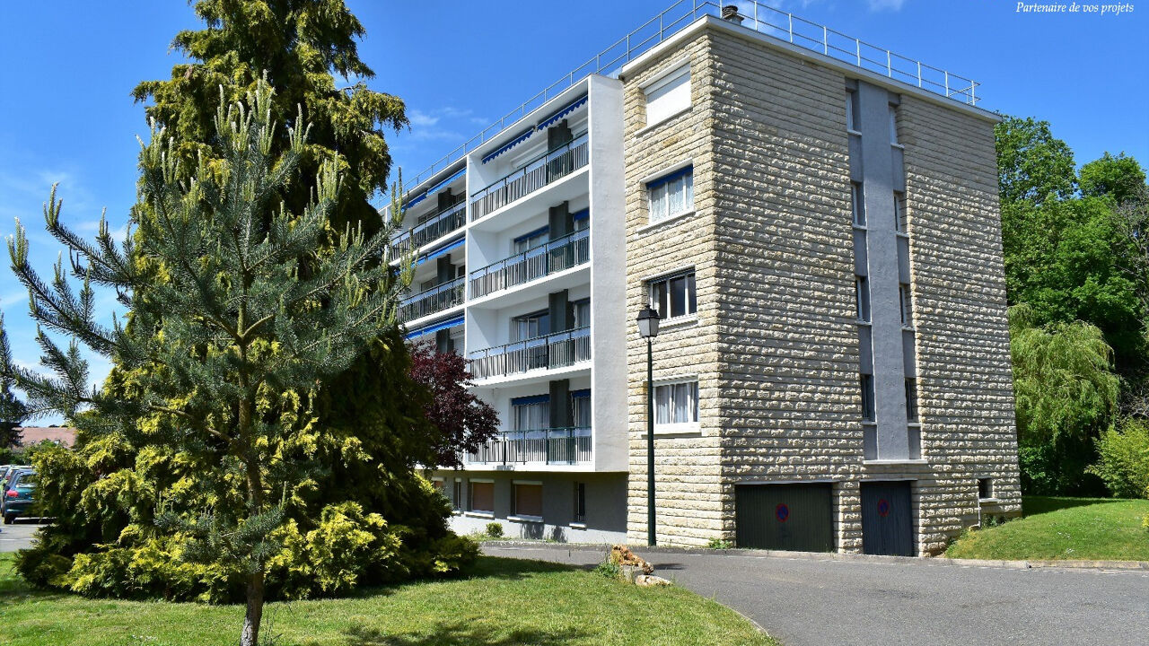 appartement 4 pièces 101 m2 à vendre à Les Essarts-le-Roi (78690)