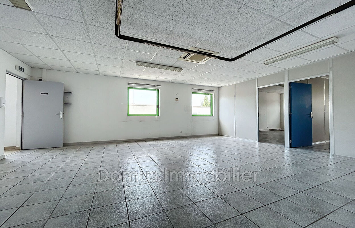 bureau  pièces 124 m2 à vendre à Sorgues (84700)