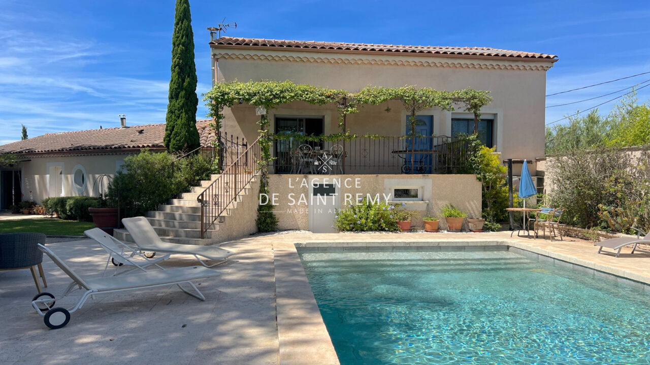 maison 11 pièces 211 m2 à vendre à Saint-Rémy-de-Provence (13210)