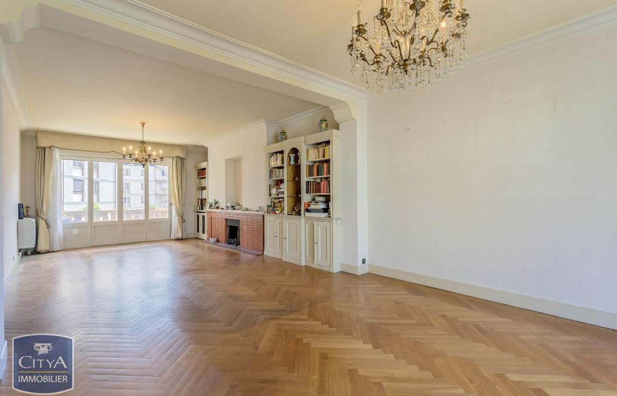 appartement 5 pièces 123 m2 à vendre à Chambéry (73000)