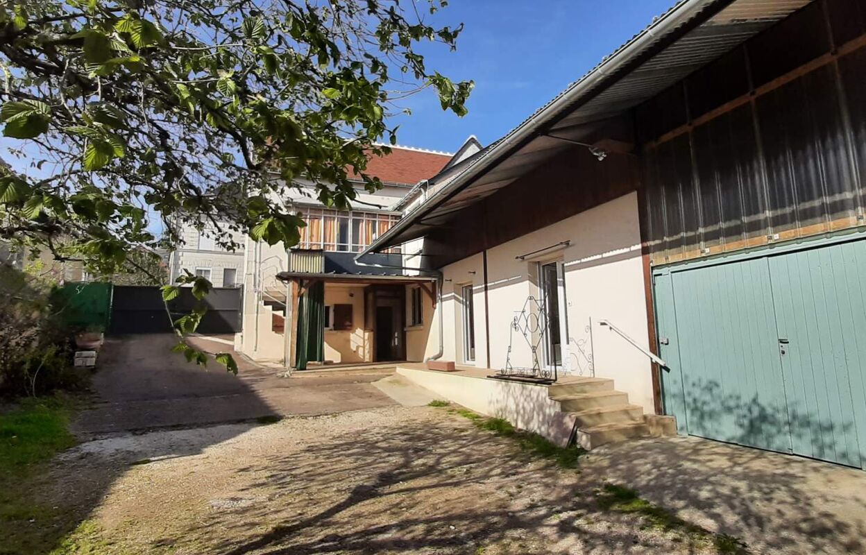 maison 8 pièces 229 m2 à vendre à Chisseaux (37150)