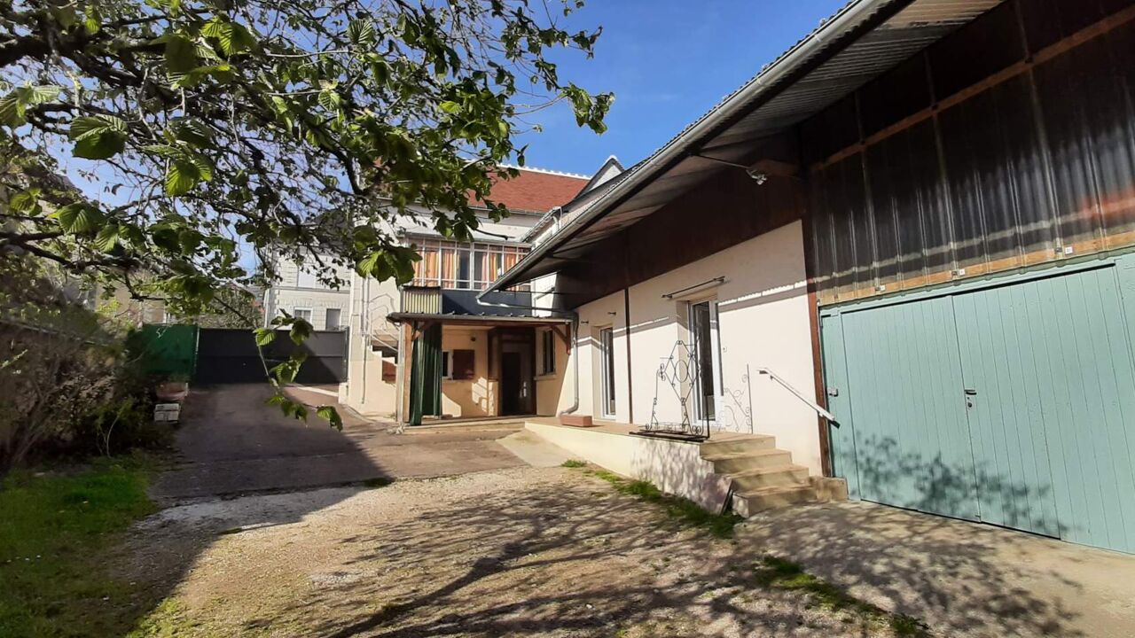 maison 8 pièces 229 m2 à vendre à Chisseaux (37150)