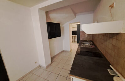 location appartement 340 € CC /mois à proximité de Saint-Félix-de-Lodez (34725)