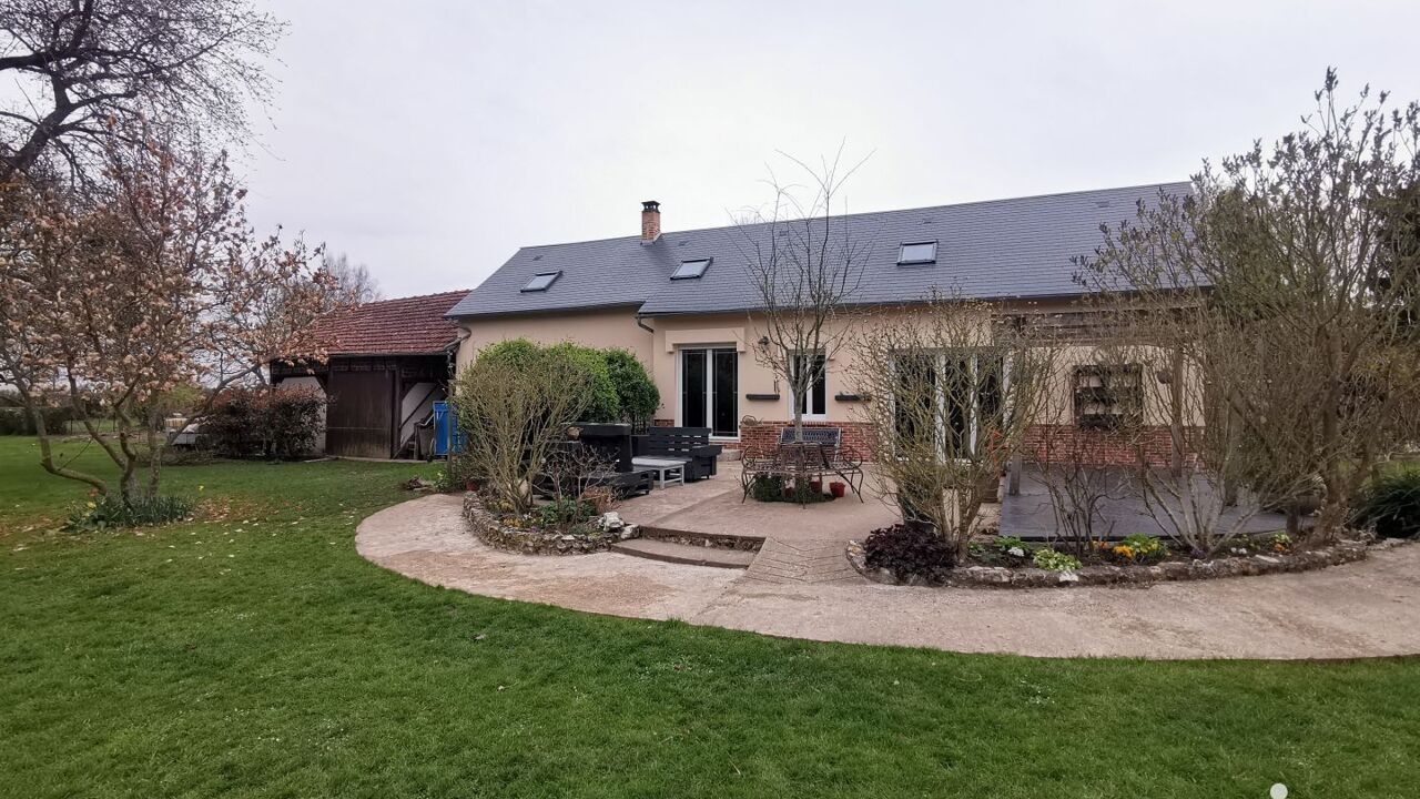 maison 6 pièces 140 m2 à vendre à Lyons-la-Forêt (27480)