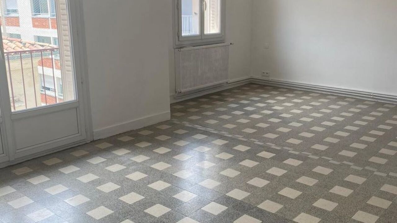 appartement 3 pièces 64 m2 à vendre à Nîmes (30900)