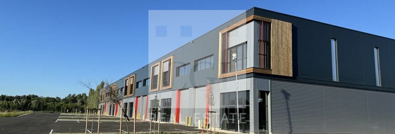 Commerce  6853 m² à louer à Pierrelatte (26700)