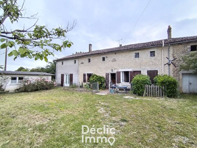 Charmante Maison de Campagne avec Dépendances et Hangars — photo 1