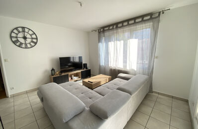 location appartement 735 € CC /mois à proximité de Décines-Charpieu (69150)