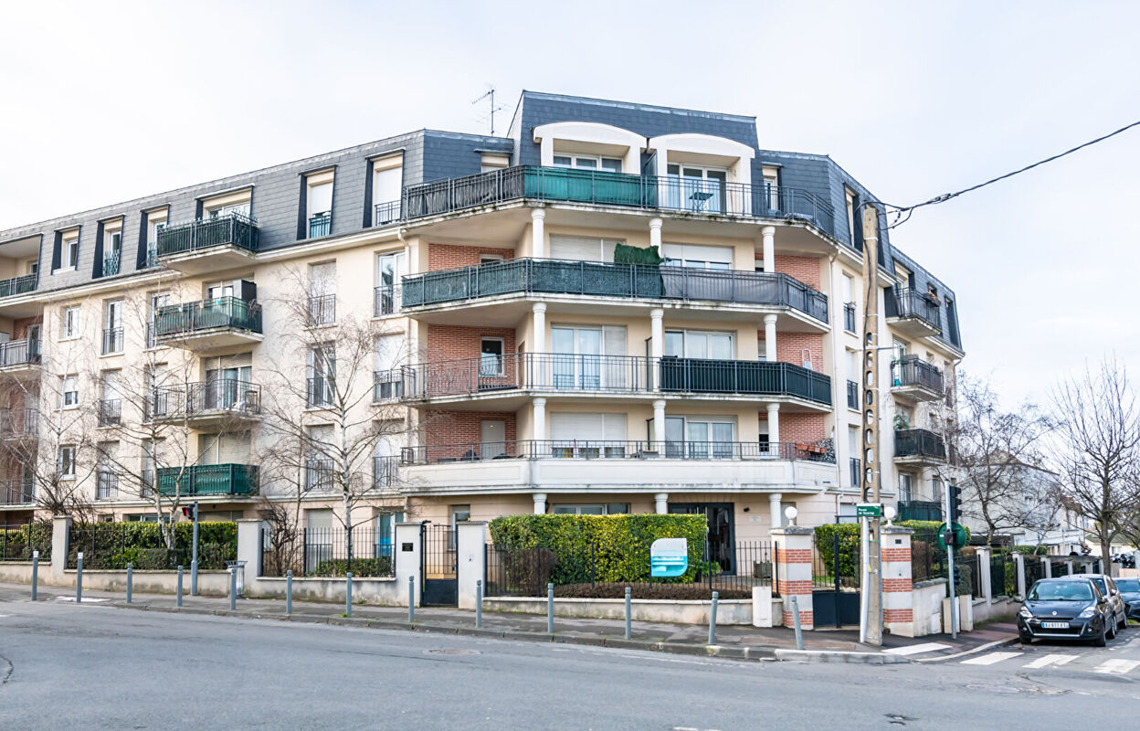 appartement 3 pièces 71 m2 à vendre à Noisy-le-Grand (93160)