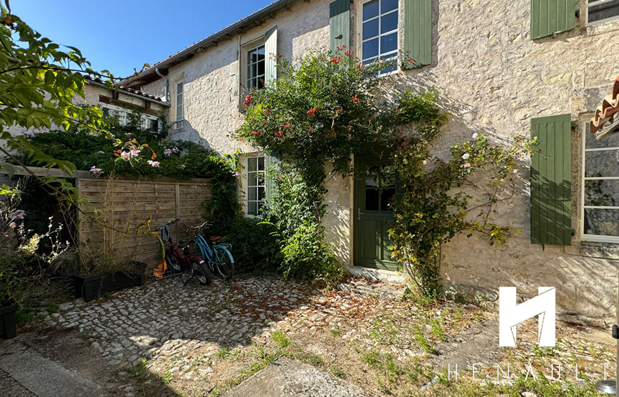 maison 9 pièces 207 m2 à vendre à Sainte-Marie-de-Ré (17740)