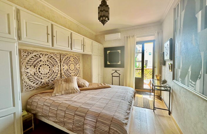 Hyères Centre- Appartement avec une terrasse dans un cadre ex... — photo 3